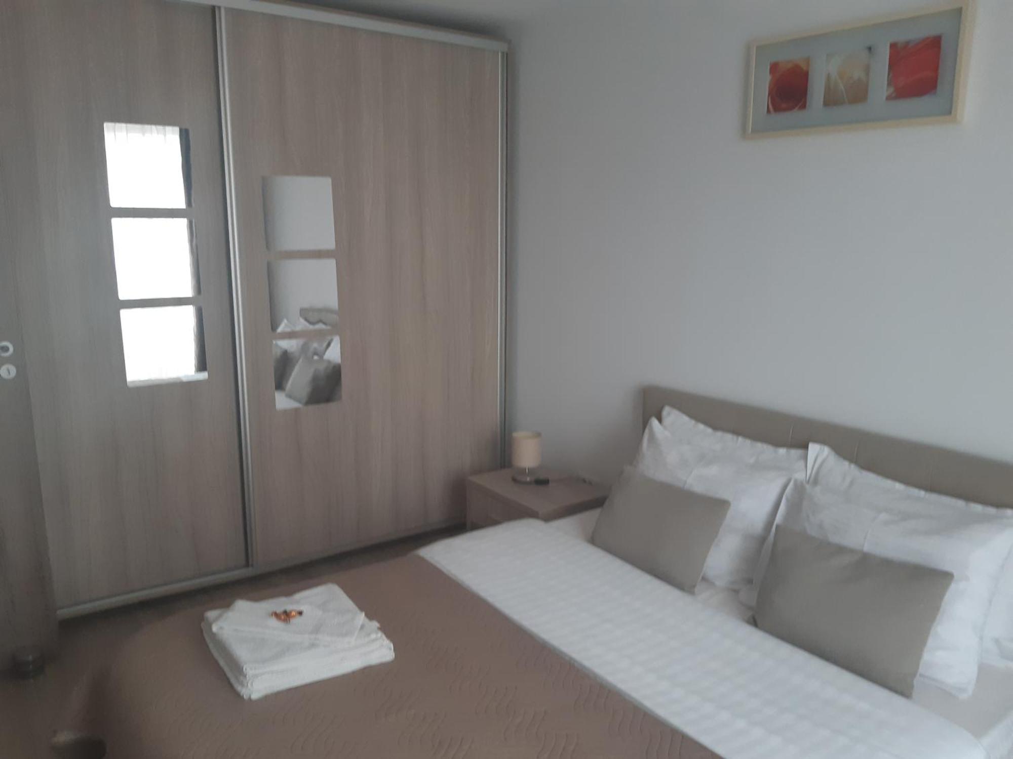 Apartament Marcel - Coresi Mall บราชอฟ ภายนอก รูปภาพ